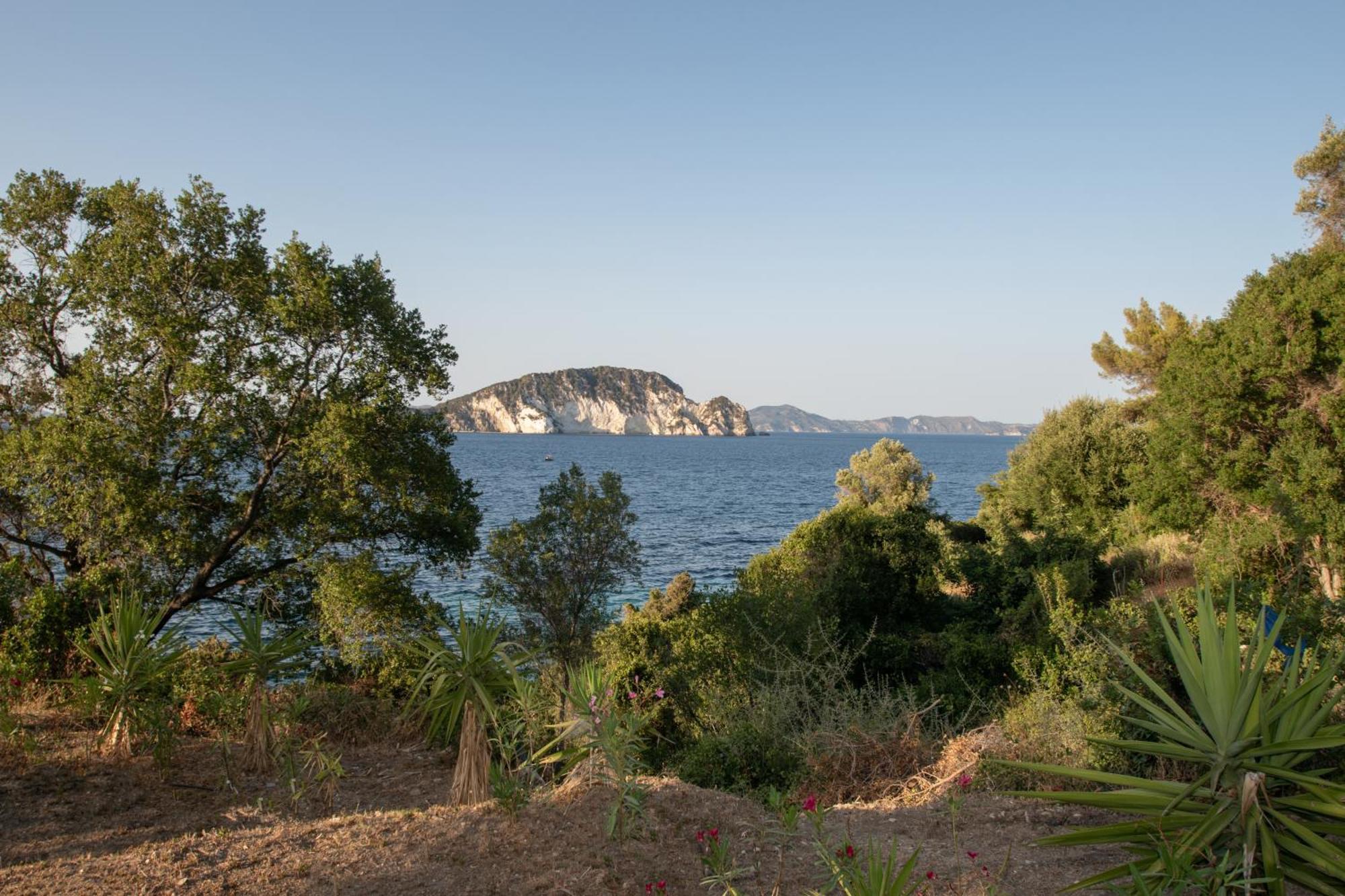 Cavo- With Private Sea Access Marathiás