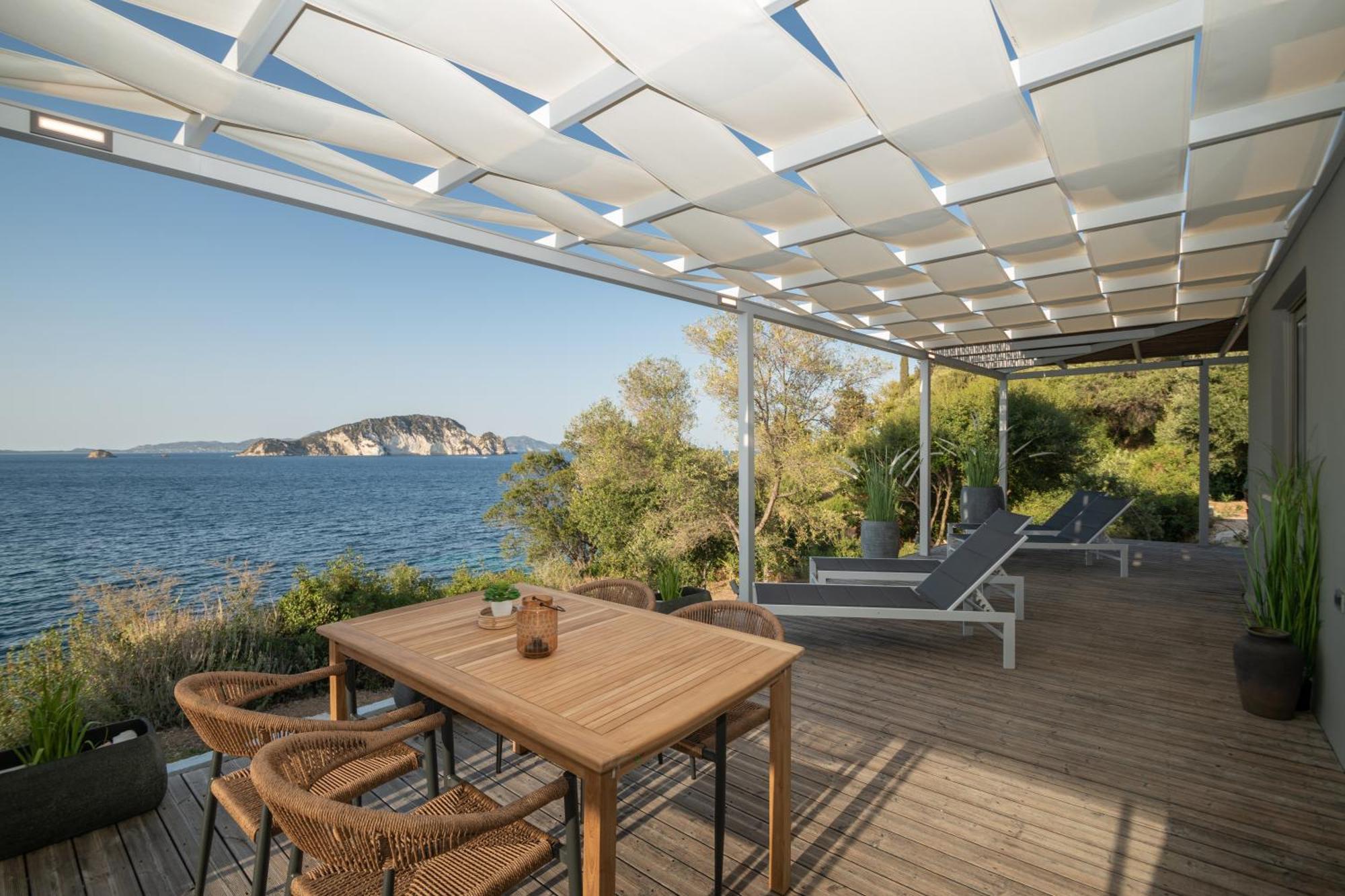 Cavo- With Private Sea Access Vilă *